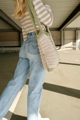 90s Handmade Stricktasche in Hellgrün und Creme
