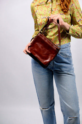 Vintage 90s Moschino Designer Umhängetasche Cognacbraun