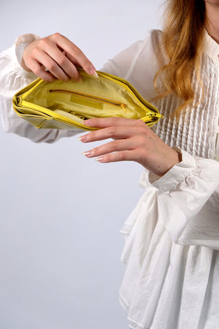 Vintage 80s Gianni Versace Designer Clutch Chartreuse Gelb