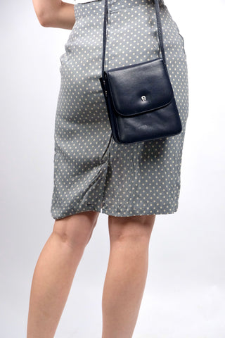 Vintage 80s/90s Aigner Premium Umhängetasche Marineblau