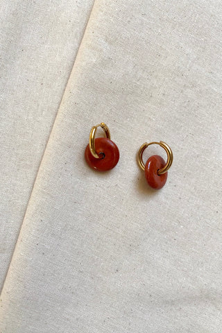 Natursteinohrringe mit Achat Anhänger.