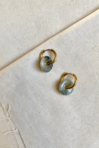 Natursteinohrringe mit Achat Anhänger.