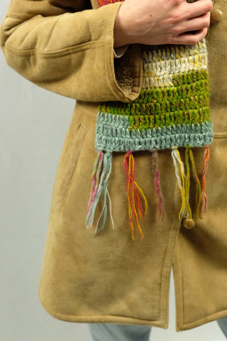 90s Schal aus Wolle oder Wollmischung mit Fransen und tollem Streifen-/Patchwork-Muster in bunten Farben