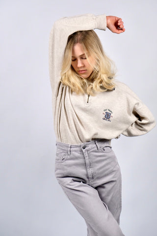 Creme/Beige melierter 90s Sweater aus reiner Baumwolle mit Half Zip Kragen und kleiner Logo-Stickerei auf der Brust – unisex tragbar: Herren XL, Damen XL bis XXL und ideal für größere Körpergrößen