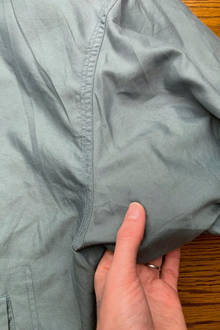 Salbeigrüne 90s Jacke im Blouson-Stil mit seitlichen Eingrifftaschen, unisex tragbar: Herren M, Damen L bis XL je nach gewünschter Passform