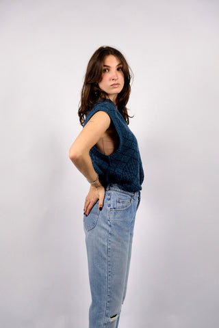 80s/90s Pullunder in Petrol mit V-Kragen und geometrischem Strickmuster in Dunkelblau – unisex tragbar (Herren M, Damen ca. M/L)