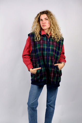 90s Wendeweste mit Eingrifftaschen – karierter Fleecestoff auf der einen Seite, dunkelblaues, glattes Material auf der anderen Seite – unisex tragbar (Herren L, Damen L/XL)