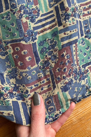 90s Hemd aus reiner Seide mit Crazy Pattern Print in gedeckten Farben (Blau, Beige, Mauve/Beere und Grün), unisex tragbar: Herren L/XL, Damen XXL – ein absolutes Highlight