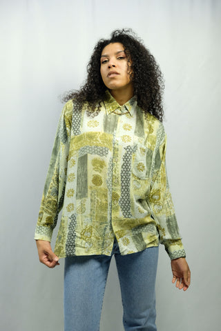 90s Hemd aus leichter, angenehmer Viskose, mit Crazy Pattern Print in Gelb-Grün – unisex tragbar (Herren M, Damen L bis XL je nach gewünschter Passform und ideal für große Körpergrößen)