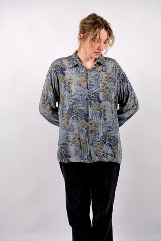 80s/90s Hemd aus reiner Viskose mit Boho Crazy Pattern Print in gedecktem Mintblau, Dunkelblau, Altrosa/Mauve, Oliv und Schwarz – unisex von einer L bis XL tragbar und ideal für größere Körpergrößen – ein absolutes Highlight