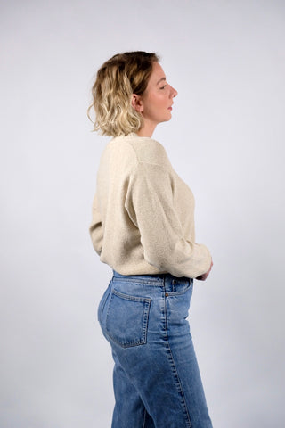 Hellbeiger 90s V-Neck Pullover made in Italy aus Leinen und Baumwolle – unisex tragbar: Herren M, Damen L und ideal für größere Körpergrößen (bitte Maße beachten)