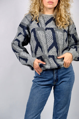 80s/90s Pullover mit Rundhalskragen und Crazy Pattern in Grau und Dunkelblau – entspricht ca. einer M und unisex tragbar