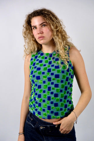 Figurbetontes Tanktop aus den späten 90s made in Canada – mit geometrischem Strukturmuster aus Samt – passend für XS bis S und ein absolutes Highlight