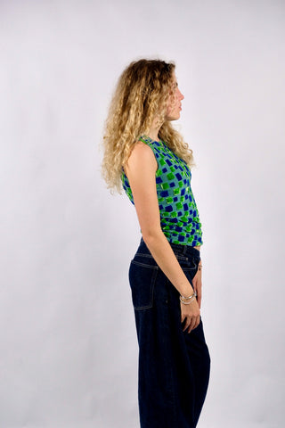 Figurbetontes Tanktop aus den späten 90s made in Canada – mit geometrischem Strukturmuster aus Samt – passend für XS bis S und ein absolutes Highlight