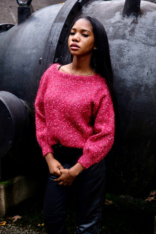 80s/90s Handmade Wollpullover aus tollem Glitzerstrick in Pink, eher kürzerer Schnitt mit leicht eckigem U-Boot-Kragen – tragbar von einer XS bis S – ein wahres Unikat und absolutes Highlight
