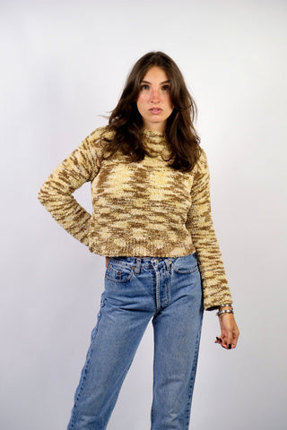 Handmade 90s/00s Pullover aus flauschigem Material, cropped Schnitt mit Stehkragen und tollem Strickmuster in Vanillegelb, Braun und Weiß – ideal für eine XS und ein absolutes Highlight