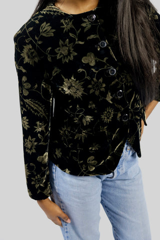 Schwarzer, hochwertiger 80s/90s Blazer aus supersoftem Samt (Viskose und Seide) mit floralem Muster in Graugrün – elegant-femininer Schnitt mit leichten Schulterpolstern, tragbar von einer XS bis S und ein absolutes Highlight