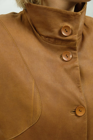 90s Lederjacke in Cognacbraun, eleganter und klassischer Schnitt mit Eingrifftaschen