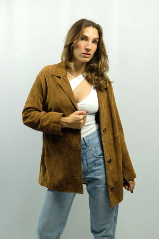 Braune 70s Jacke aus echtem Veloursleder, klassischer Schnitt mit seitlichen Eingrifftaschen, die Größe entspricht ca. einer S/M, bitte Maße beachten