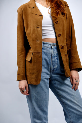 Cognacbraune, leichte 90s Blazer-Jacke aus echtem, butterweichem Veloursleder mit tollen Nähten im Western-Stil; femininer Schnitt mit Taschen – Größe S und ein absolutes Highlight