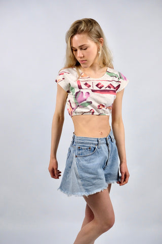 Bauchfreies 80s Shirt aus Baumwolle mit Stretch-Anteil und Gummizugbündchen – Creme/Grau meliert und toller Crazy Pattern Print in Rosa, Weinrot/Beere, Pink/Koralle, Hellgrün und Orange – ideal für eine heutige XS und ein absolutes Highlight