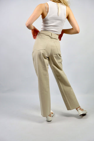 Beige 90s/00s MAC Jeans mit normaler Bundhöhe, geradem Bein und Stretch-Anteil: daher tragbar von einer M bis L, bitte Maße beachten