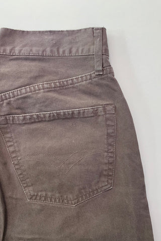 90s Replay Jeans made in Italy in einem tollen Graubraun, High Waist Bundhöhe und gerades Bein – ideal für eine schmale M, auch tragbar von der Zwischengröße S/M – ein absolutes Highlight