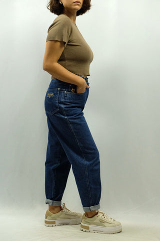 80s/90s Mom Jeans in dunkelblauer Waschung mit hoher Taille und süßen Pilz-Stickereien, zu empfehlen für eine heutige M, bitte Maße beachten