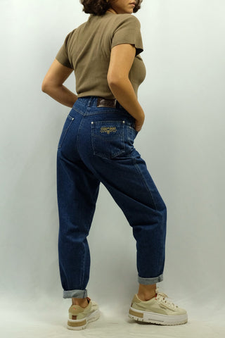 80s/90s Mom Jeans in dunkelblauer Waschung mit hoher Taille und süßen Pilz-Stickereien, zu empfehlen für eine heutige M, bitte Maße beachten