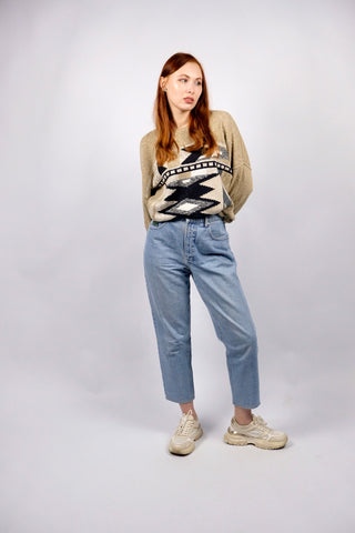 90s HIS Mom Jeans mit hoher Taille in hellblauer Waschung – wir empfehlen die Jeans der Zwischengröße M/L oder einer kleinen L (bitte Maße beachten) – ein absolutes Highlight