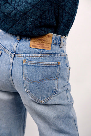 90s Chipie Mid Waist Ripped Jeans in hellblauer Waschung mit geradem Bein – ideal für eine S – made in France