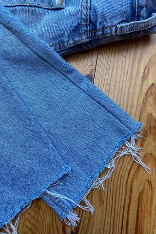 Vintage 1997 Levi's 513 Slim Straight Crop Jeans Hellblau - S/M