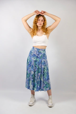 80s/90s High Waist Rock aus reiner Viskose mit Crazy Pattern Print in Hellblau, Dunkelblau, Mintgrün und Flieder – stretchy Gummizugbund und Knopfleiste vorn – entspricht ca. einer XL/XXL (bitte Maße beachten)