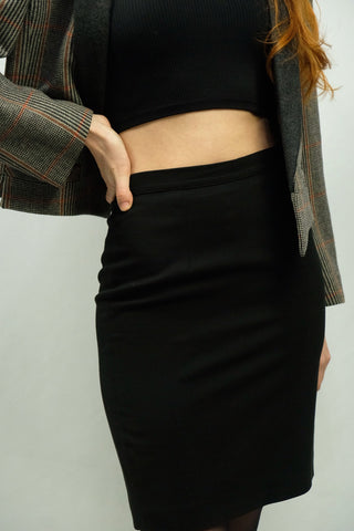 Hochwertiger, schwarzer High Waist 90s Bleistiftrock von der Premium Marke Nino Danieli, made in Italy, figurbetonter Schnitt – ideal für eine XXS oder XS mit sehr schmaler Taille, bitte Maße beachten – ein absolutes Highlight