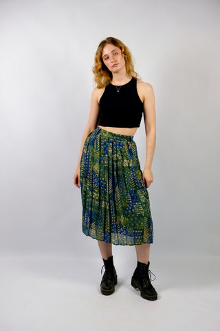 80s/90s High Waist Faltenrock mit stretchy Gummizugbund, Gürtelschlaufen und Boho Crazy Pattern Print in Grün, Blau, Beige und Weiß – ideal für eine M/L oder L