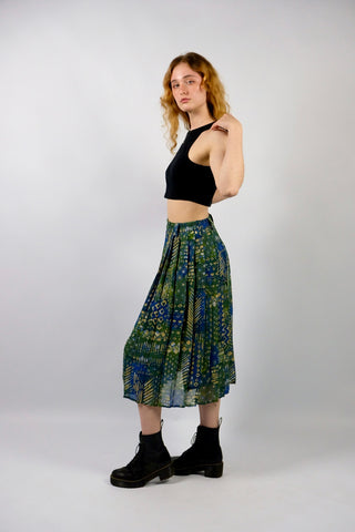 80s/90s High Waist Faltenrock mit stretchy Gummizugbund, Gürtelschlaufen und Boho Crazy Pattern Print in Grün, Blau, Beige und Weiß – ideal für eine M/L oder L