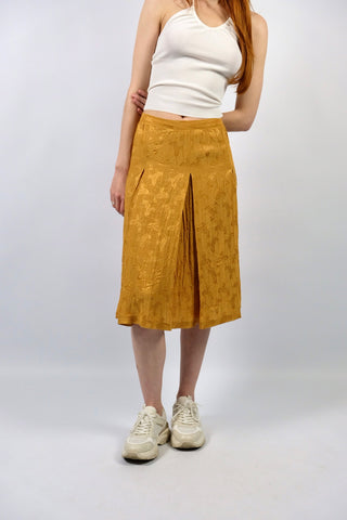 Senfgelber handmade 70s Rock mit hoher Taille und leicht glänzendem Paisley-Strukturmuster – ideal für eine S