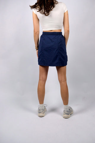 Dunkelblauer 90s Tennisrock von Killtec mit Knopfleiste vorn, stretchy Gummizugbund und Gürtel – entspricht ca. einer heutigen XS/S (bitte Maße beachten) – ein absolutes Highlight