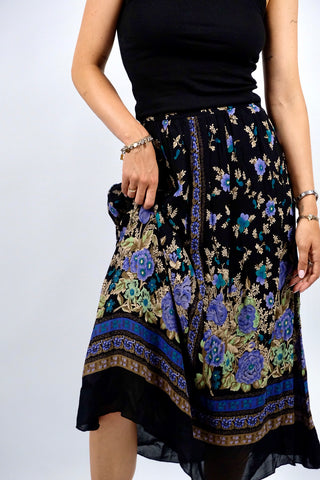 Fließender schwarzer 80s/90s High Waist Rock von Betty Barclay aus reiner Viskose mit floralem Print in Lila/Flieder, Goldbraun, Braun, Beige, Mint und Türkis – passt einer XXS – ein absolutes Highlight