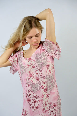 00s Viskose Midikleid mit zweilagig-geschlitzten Ärmeln und tollem Blumenmuster in Rosa, Pink/Beere und Weiß – Größe M und ein absolutes Highlight