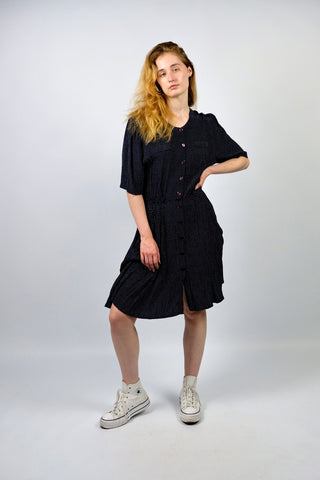 Dunkelblaues 90s Kleid aus reiner Viskose mit Taschen, stretchy Taille und weißem Pünktchen Print – Größe L