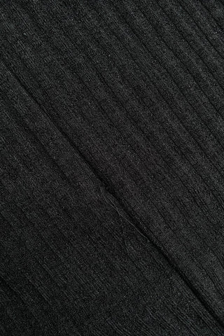 Geripptes 90s/00s Kleid in Anthrazit, ärmelloser und figurbetonter Schnitt mit kleinem Stehkragen, Schlitz vorn und Reißverschluss am Rücken – insgesamt leicht elastisch und ideal für eine XS