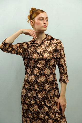 Braunes handmade 70s Kleid mit floralem Print, entspricht einer heutigen S