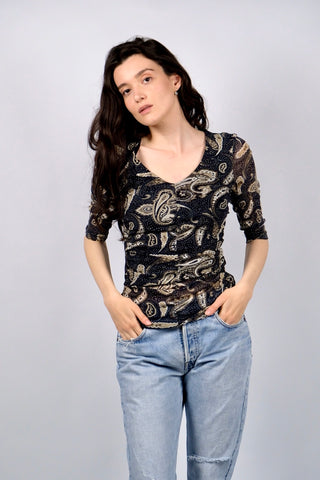 Figurbetontes Y2k Mesh Shirt mit halblangen Ärmeln und Paisley Print in Nachtblau/Blauschwarz, Braun, Beige und Creme – tragbar von einer XS bis S