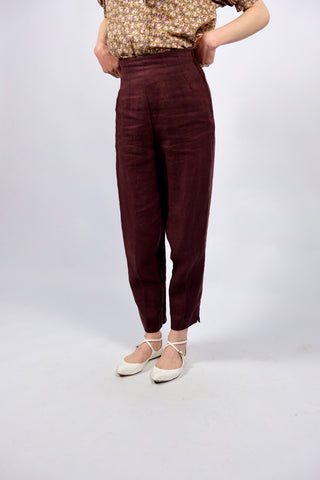 Hochwertige 90s High Waist Hose von der Premium-Marke Marella made in Italy aus 100% Leinen in tollem Weinrot/Aubergine – ideal für eine heutige XS und ein absolutes Highlight