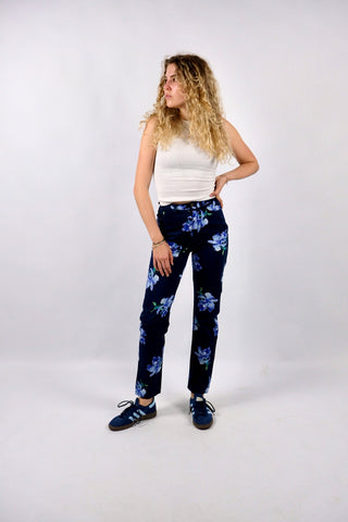 Marineblaue 90s Kenzo Designer Baumwollhose mit floralem Print – klassischer Mom-Schnitt mit hoher Taille – ideal für eine heutige (schmale) XS und ein absolutes Highlight