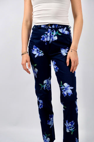 Marineblaue 90s Kenzo Designer Baumwollhose mit floralem Print – klassischer Mom-Schnitt mit hoher Taille – ideal für eine heutige (schmale) XS und ein absolutes Highlight