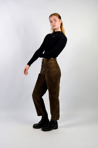 Dunkelbraune, hochwertige 90s High Waist Hose aus Veloursleder in tollem Zustand mit Futter aus reiner Viskose – ideal für eine S und ein absolutes Highlight