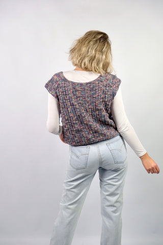 Bunt melierter, weicher Handmade 80s/90s Pullunder, cropped und boxy geschnitten – ideal für eine L