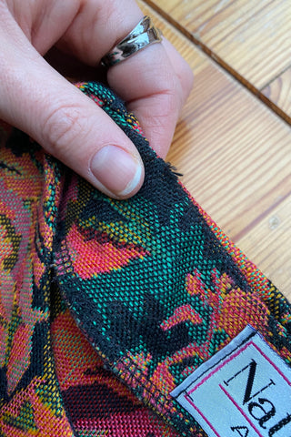 80s/90s Blazerjacke in floralem Gobelin-Design, made in France, entspricht ca. einer heutigen L – ein absolutes Highlight